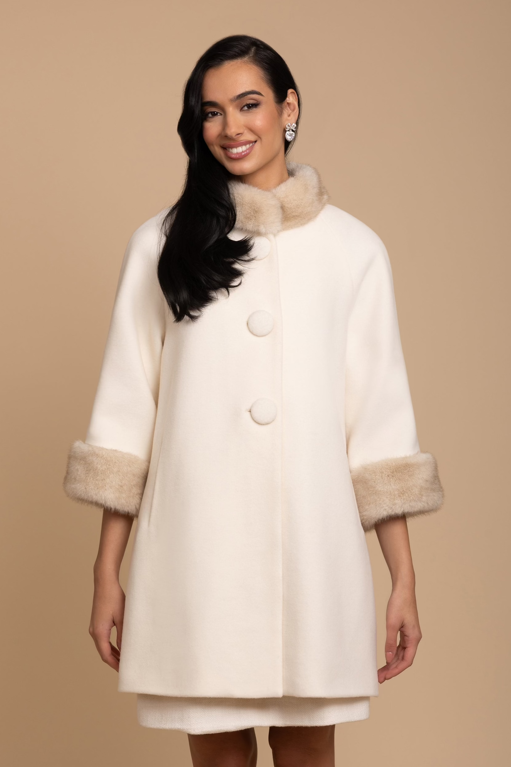 Demure' Italian Virgin Wool and Cashmere Coat with Faux Mink