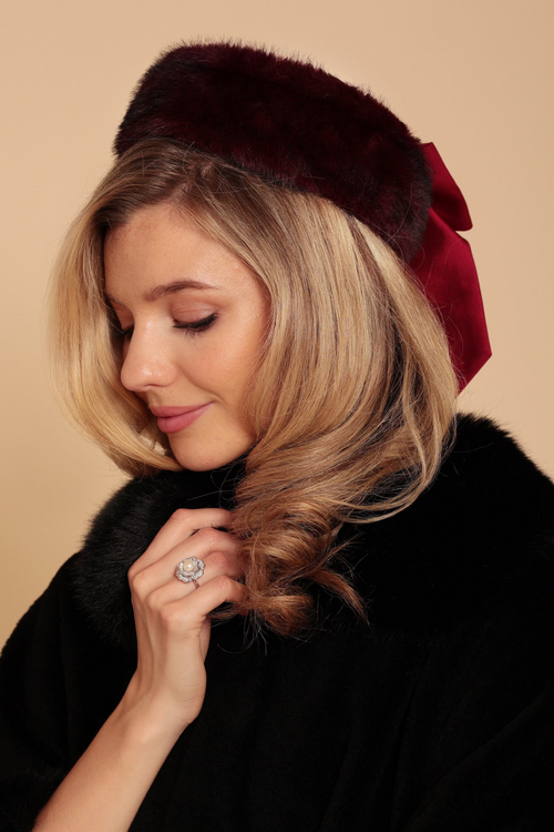 'Wonderland' Pillbox Hat with Silk Bow in Rosso