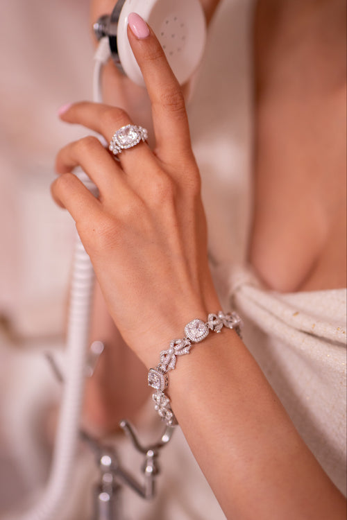 'Marie Antoinette' Cushion-Cut Crystal and Bow Silver Bracelet