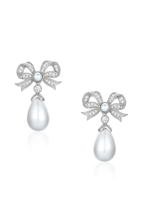 🎁 'Queen' Bow and Pearl Drop Silver Earrings (100% off)