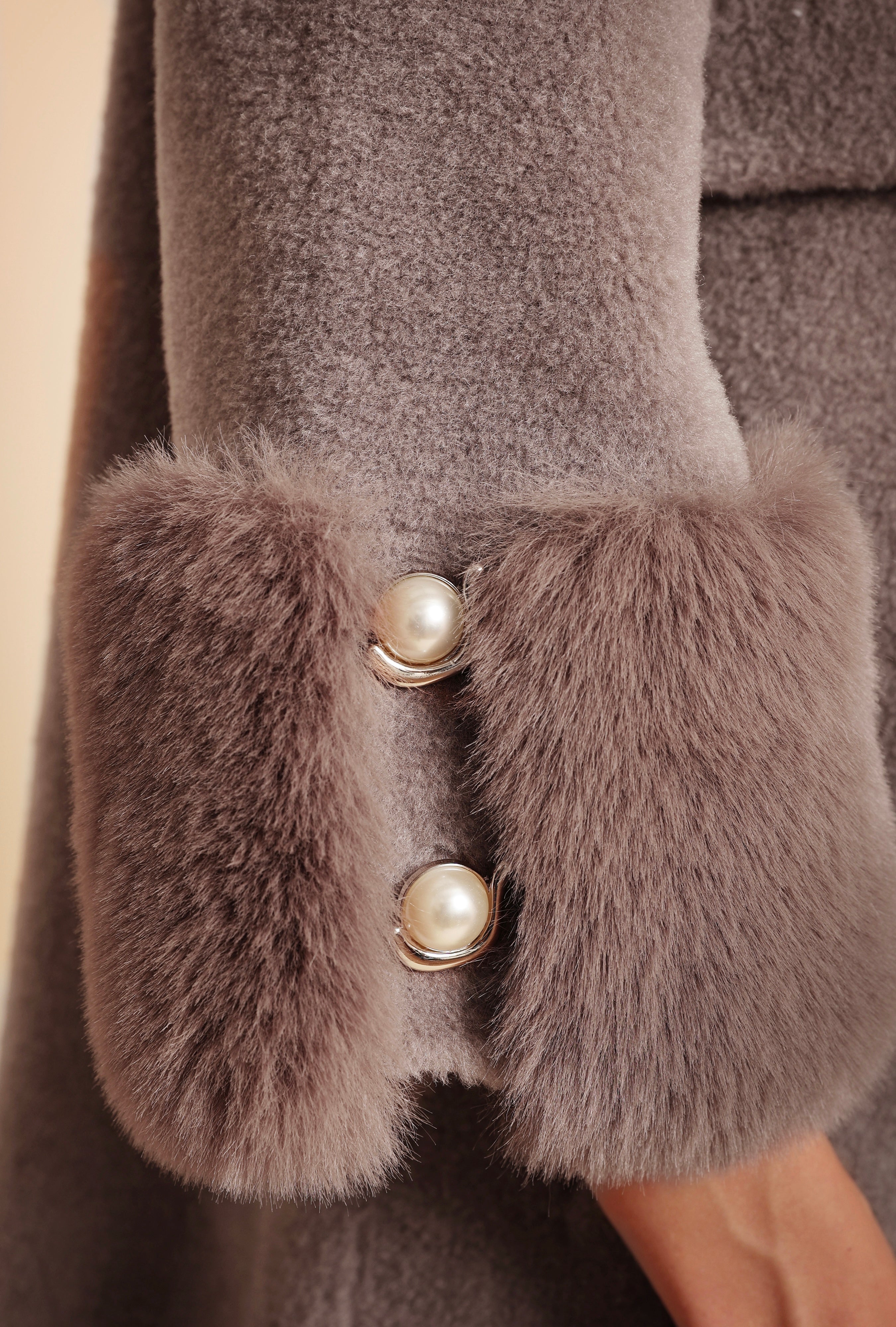 'Hayworth' Wool and Faux Fur Coat in Grigio