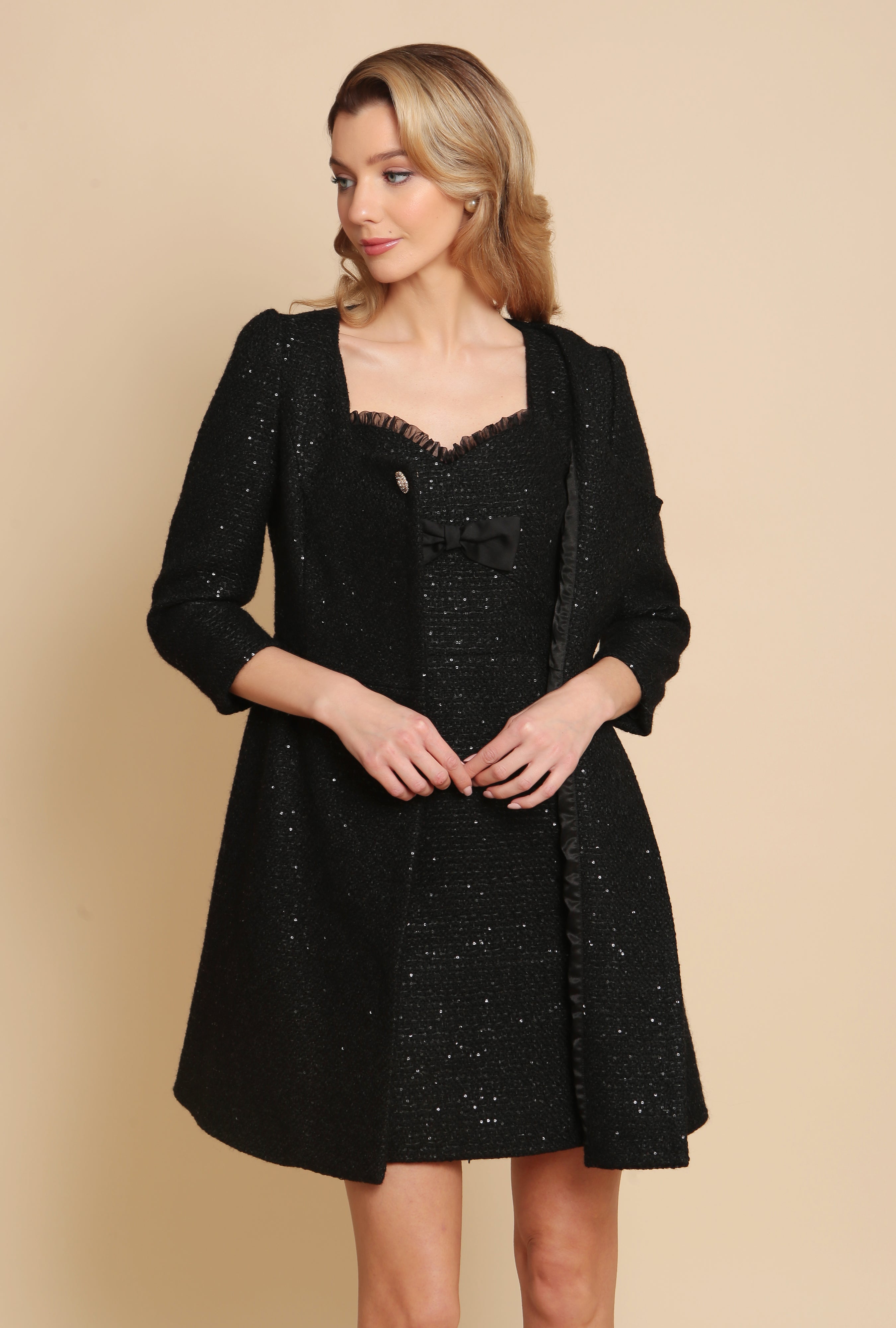'Casablanca' Wool Tweed Dress Coat in Nero