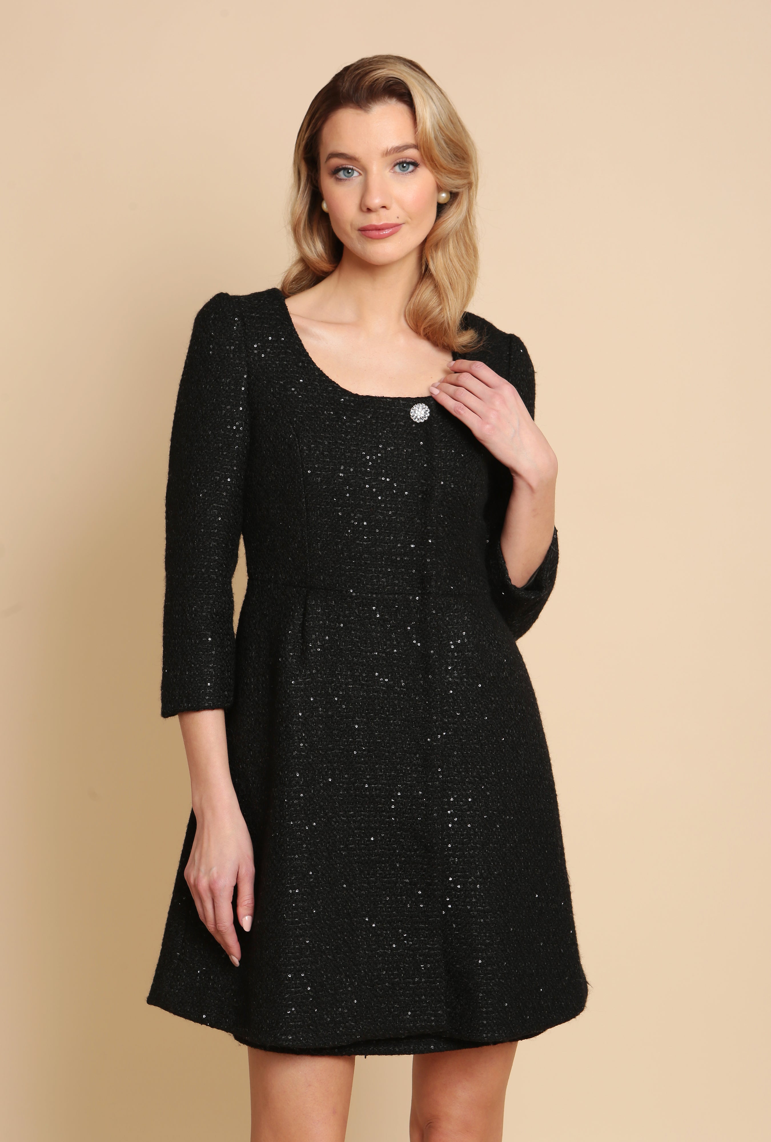 Casablanca' Wool Tweed Dress Coat in Nero Santinni Casablanca' Wool Tweed Dress Coat in Nero Santinni