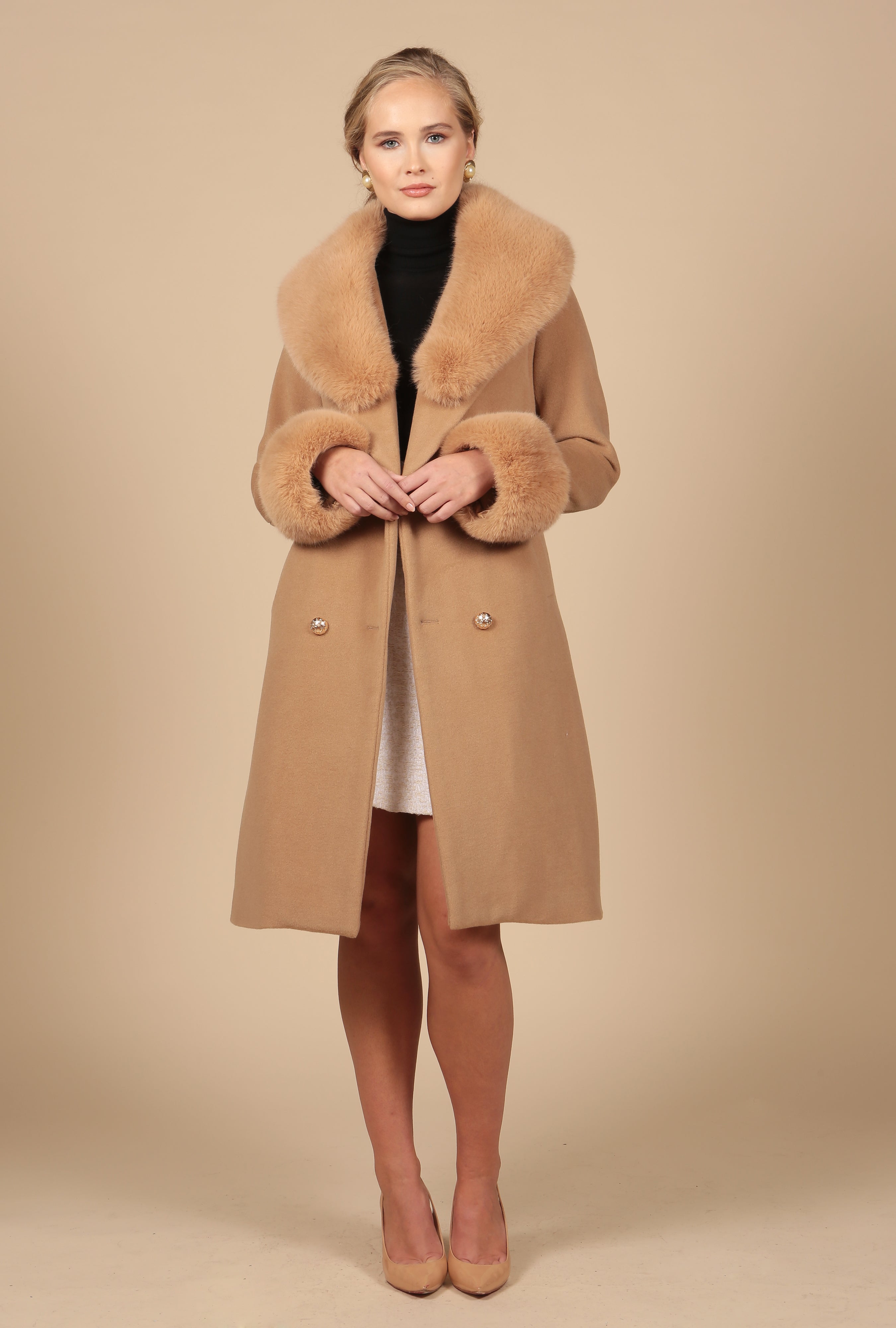 ‘Marlene' Cashmere and Wool Coat in Marrone