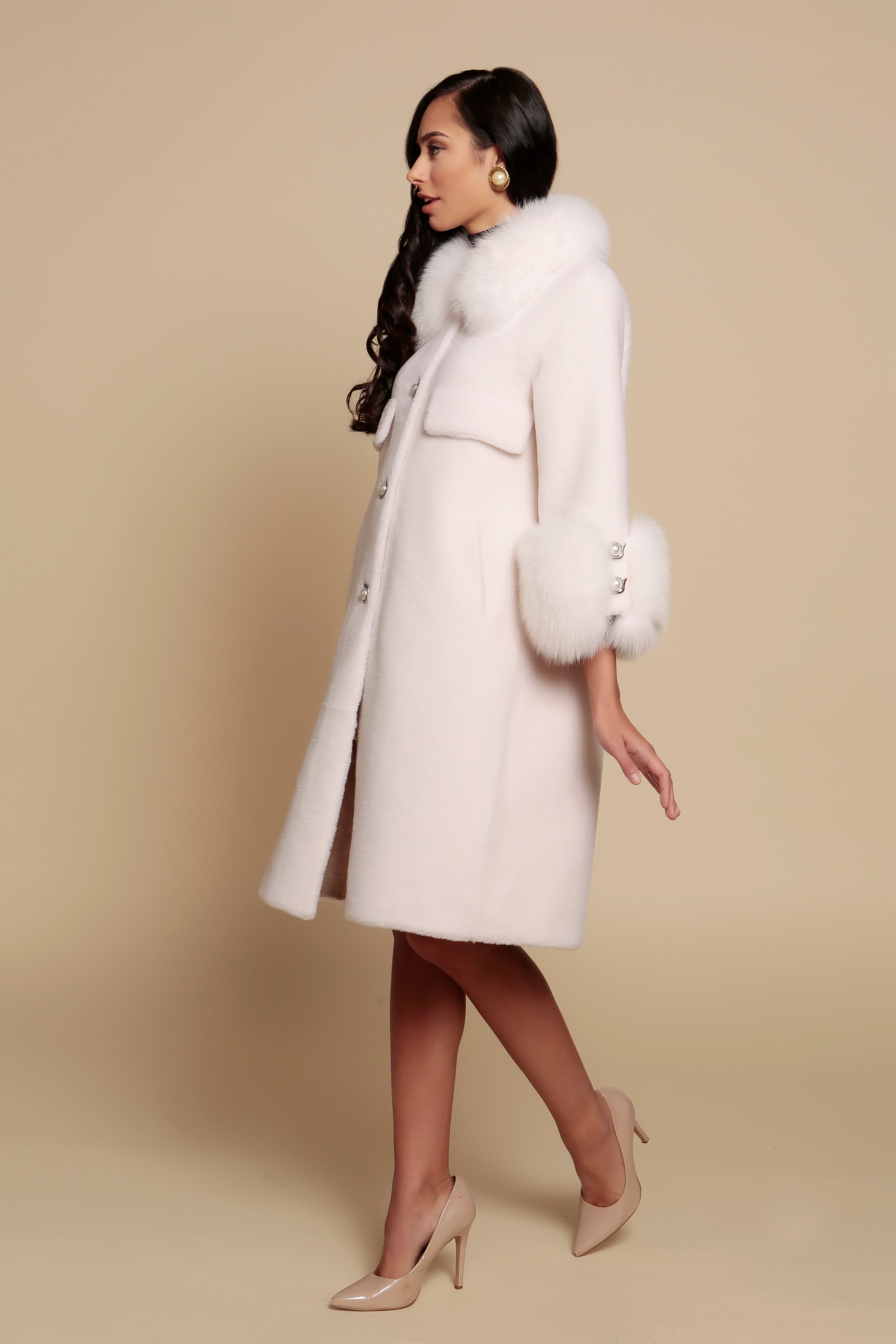 'Hayworth' Wool and Faux Fur Coat in Bianco