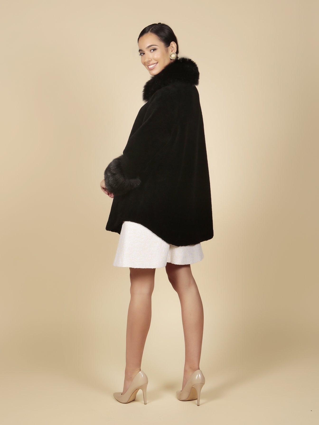 'Scarlett' Wool Cape Coat in Nero